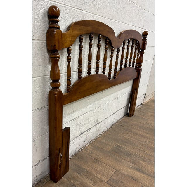 This is a beautiful vintage convertible queen or full sized traditional style cannonball spindle headboard. It features...