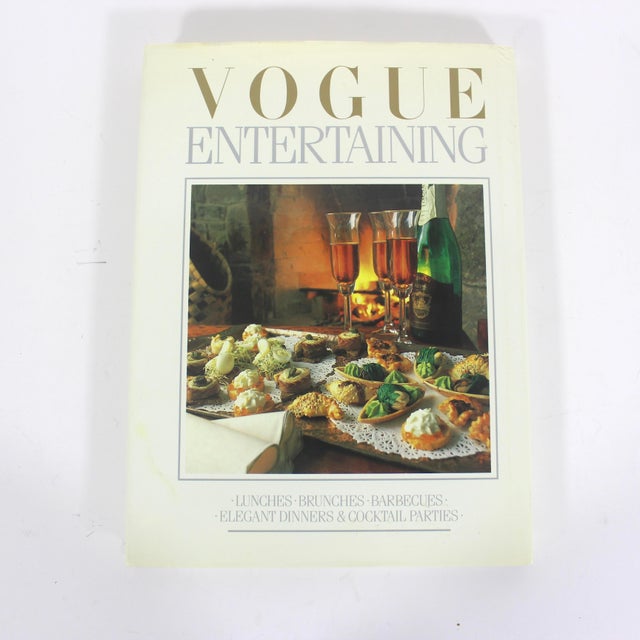 White 1988 Vogue Entertaining Hard Cover Book With Dust Jacket White Cookbook Table Setting Entertain Style For Sale - Image 8 of 8