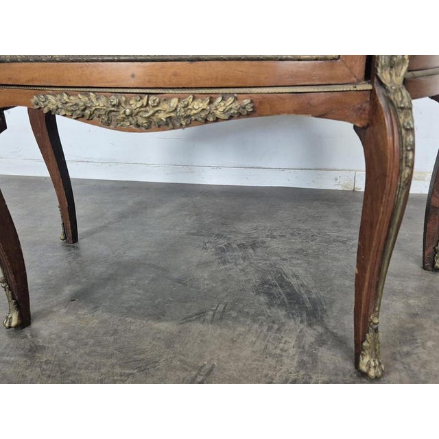 Napoleon III Display Cabinet with Curved Glass For Sale - Image 5 of 11