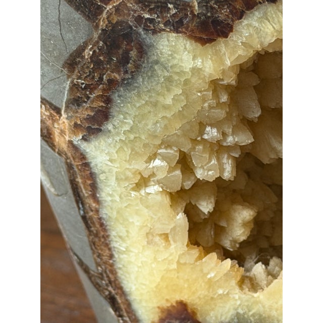 Calcite Crystal Septarian Buffalo Sculpture Carved Stone Masculine Rugged For Sale - Image 11 of 17