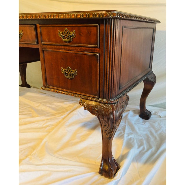 1990s English Chippendale Style Mahogany Executive Knee Hole Desk Claw Ball Feet Rectangle Seven Seas by Hooker Furniture For Sale In Dallas - Image 6 of 12