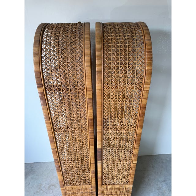 1970's Vintage Palm Beach Regency Style Arched Rattan & Glass Étagères – A Pair For Sale - Image 16 of 18