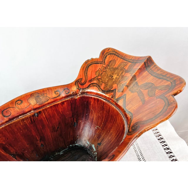 Amber 19th-Century Chinese Sumi-E Winged Ceremonial Elmwood Bowl For Sale - Image 8 of 12