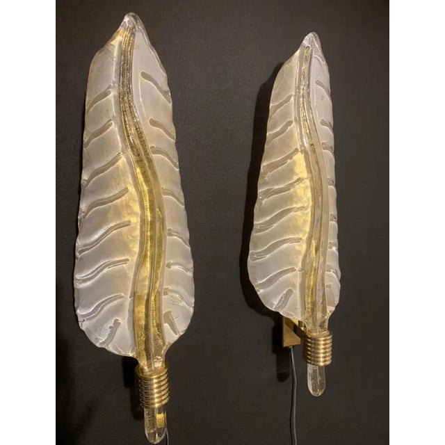White and Gold Murano Glass Wall Lights in the Shape of Leaves, Set of 2 For Sale - Image 15 of 18