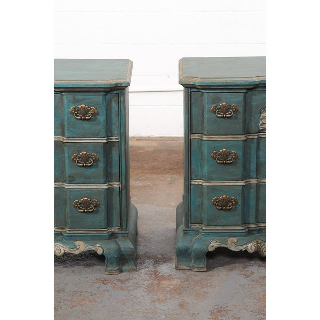 Mid 20th Century Shell Motif Pair of Chests Painted in Rich Peacock For Sale - Image 9 of 13