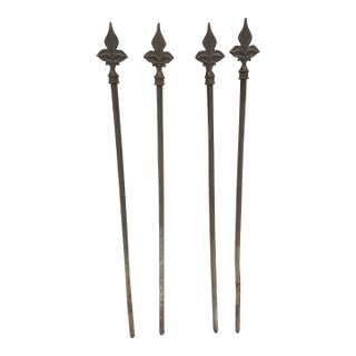 Late 19th Century Victorian Fleur-De-Lis Topped Fence Posts - Set of 4 For Sale