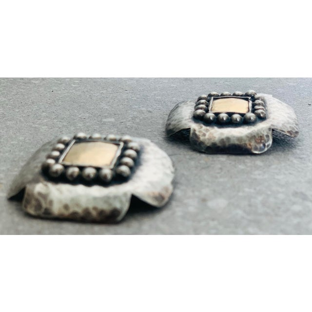 Early Vintage 1980’s Dian Malouf Oxidized Sterling & 14k Gold Hammered ‘Signature’ Cross Earrings, With Beaded Silver Frame, A Pair For Sale - Image 4 of 11