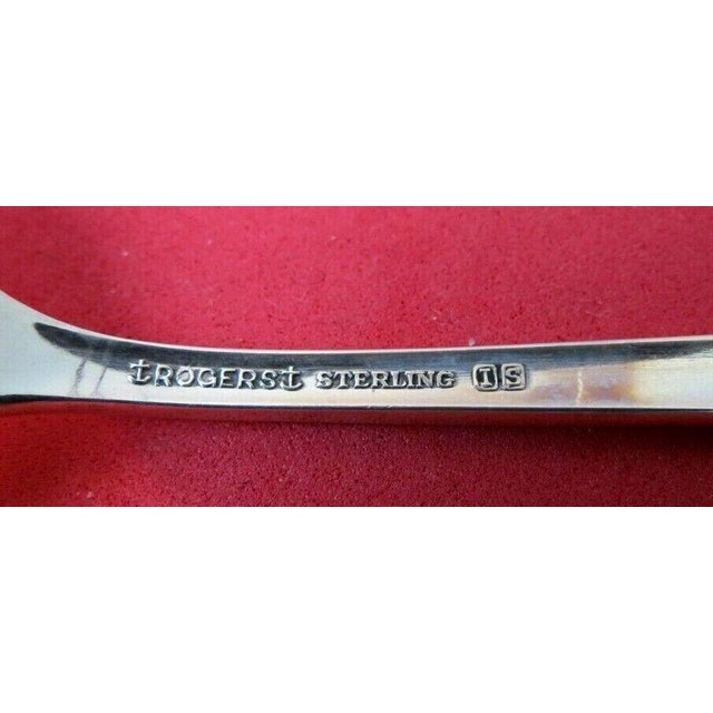 International Silver Mid 20th Century Rogers Bridal Veil Sterling Silver 3 Piece Baby Set - No Monograms For Sale - Image 4 of 5