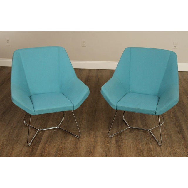Mid-Century Modern Keilhauer Mid Century Modern Style Pair of 'Cahoots' Lounge Chairs For Sale - Image 3 of 12