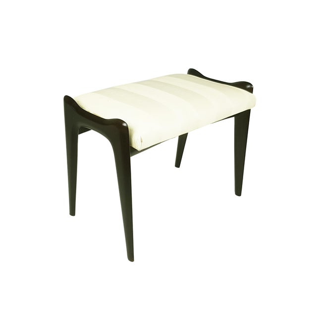 1950s Mid-Century Modern Italian Ottomans in Ivory Skai and Wood, 1950s, Set of 2 For Sale - Image 5 of 10