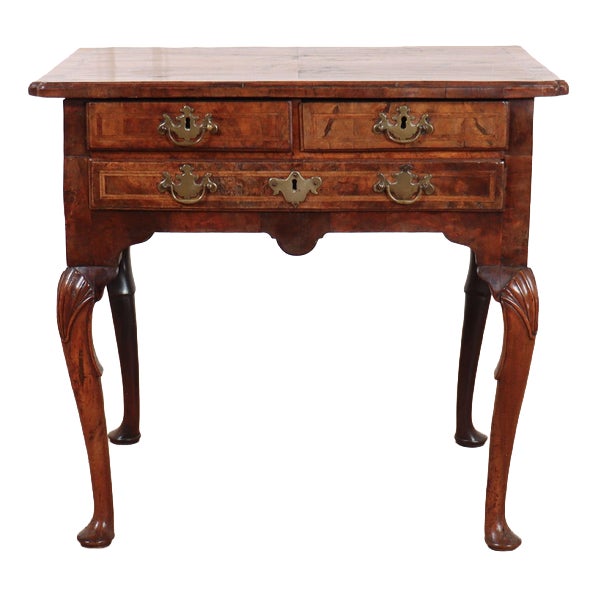 Antique English Walnut Side Table, 1740 For Sale