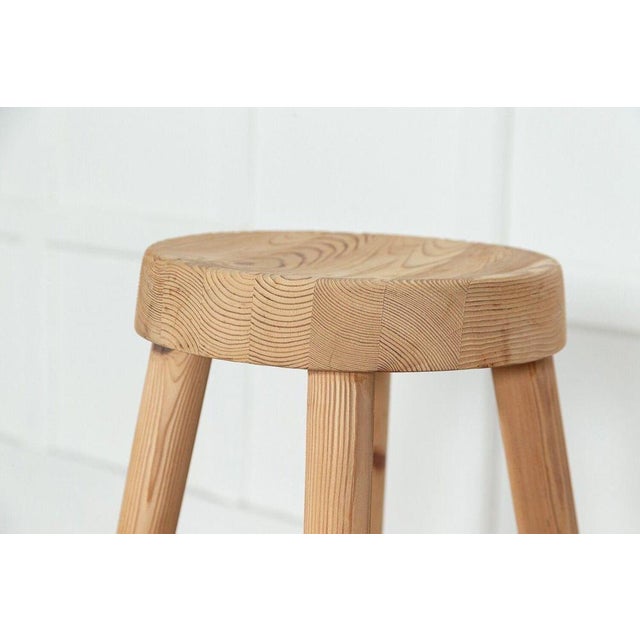 Mid-Century Pine Artists Stools in the style of Charlotte Perriand, Set of 4 For Sale - Image 5 of 14