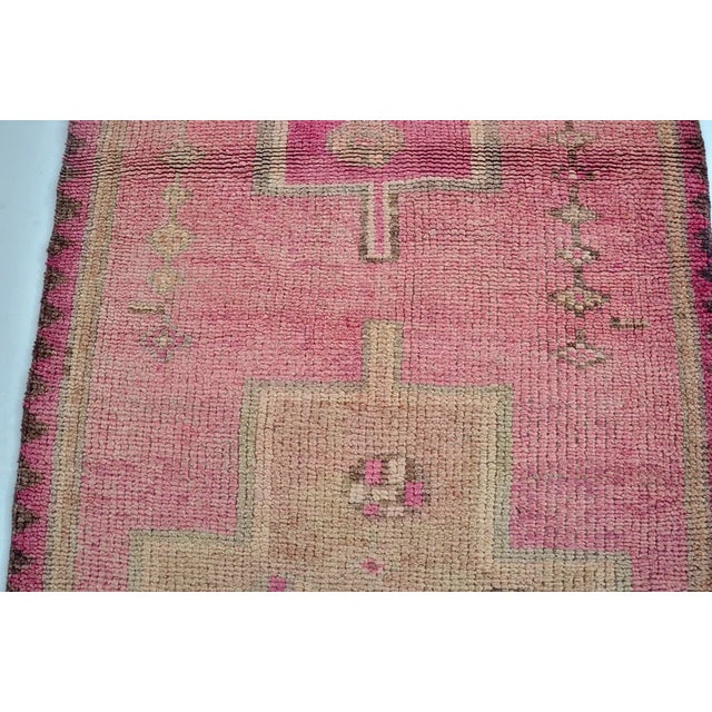 1950s Decorative Anatolian Handknotted Wool Runner For Sale - Image 9 of 10
