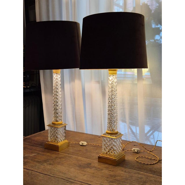 French Cut Crystal and Gilt Bronze Coloumn Table Lamps in the style of Baccarat, 1890s, Set of 2 For Sale - Image 4 of 13