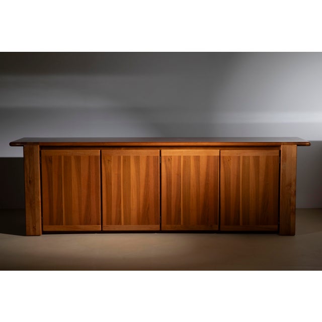 1970s Sculptural Walnut Sideboard from Mobil Girgi, Italy, 1970s For Sale - Image 5 of 11