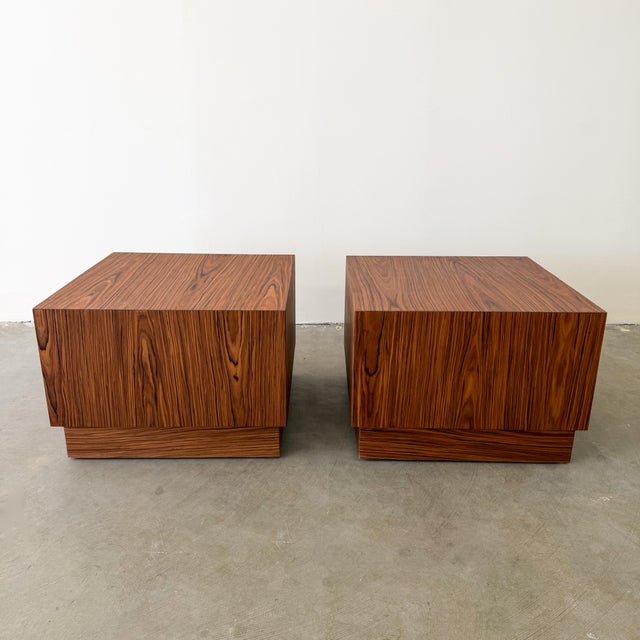 1970s Pair of Mid-Century Modern Rosewood Cube End Tables, 1970s For Sale - Image 5 of 11