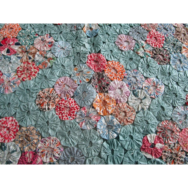Textile Jadeite Feedsack Yo Yo Quilt Trellis Pattern Floral Diamond Edges Queen Handmade 1930's For Sale - Image 7 of 17