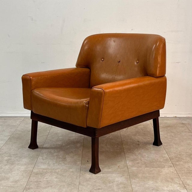 Introducing the "Allegra" armchair, designed by Piero Ranzani for the prestigious Elam manufacturer in the 1960s. This...