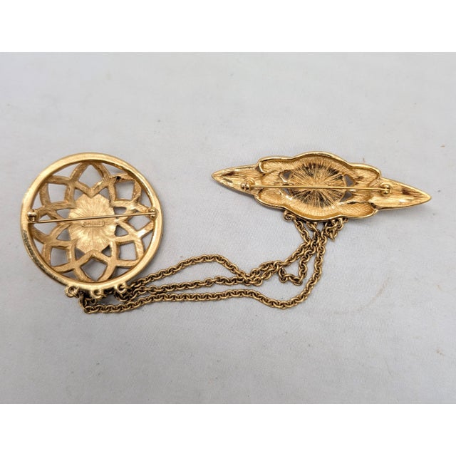 Vintage 1980s Signed Monet Goldtone Pink Cabochon Chatelaine Brooch For Sale - Image 9 of 9