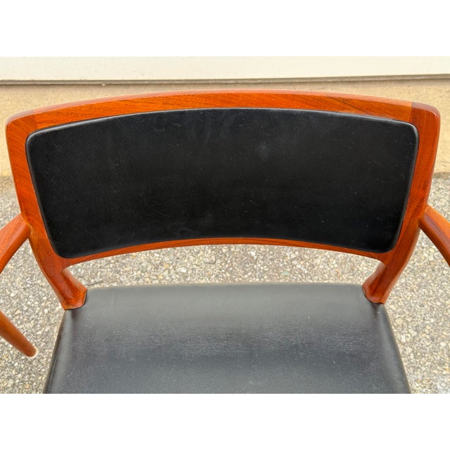 Pair of Niels Otto Møller Model 65 Danish Modern Armchairs for j.l. Møllers Møbelfabrik For Sale - Image 11 of 12