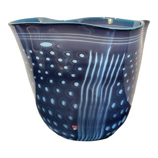 Large Signed 1993 Gunnar Cyrén for Orrefors Cobalt Blue Handkerchief Art Glass Centerpiece Bowl For Sale