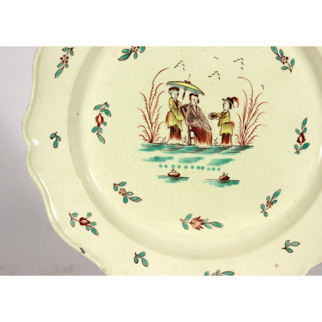 Ceramic Pair of Large English Creamware Chinoiserie Dishes, Circa 1780 For Sale - Image 7 of 10