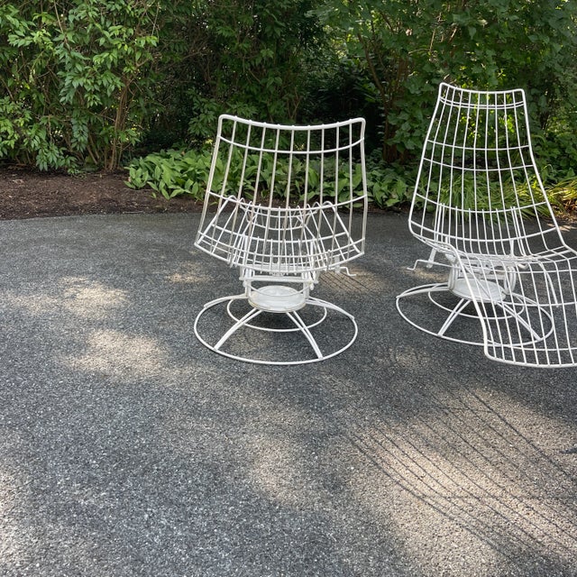 Pair of MCM Wrought Iron Siesta Chaise Loungers Attributed to Homecrest For Sale - Image 6 of 9