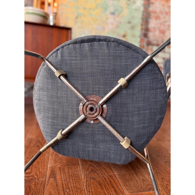 Attributed Arne Jacobsen Series 7 Armchair (Model 3207) , Denmark | Circa 1955 For Sale - Image 11 of 12