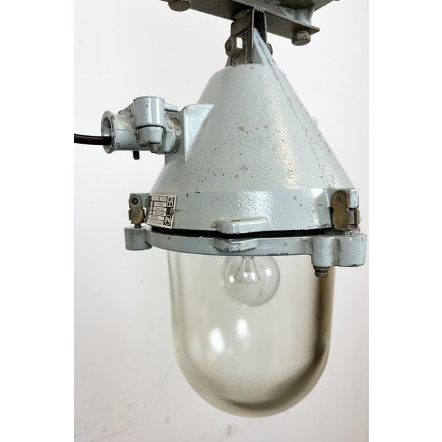 Industrial Cast Aluminium Explosion Proof Lamp from Elektrosvit, 1970s For Sale - Image 15 of 18
