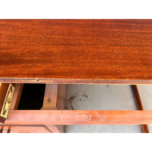 Brown 1940s Saginaw Furniture Shops "Expandomatic" Mahogany Desk-to-Dining Table For Sale - Image 8 of 18