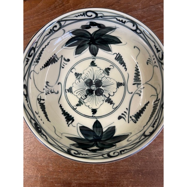 Vintage Bat Trang Vietnam Hand-Painted Ceramic Bowl With Green Relief Glaze and Floral Interior Design. For Sale In Seattle - Image 6 of 8
