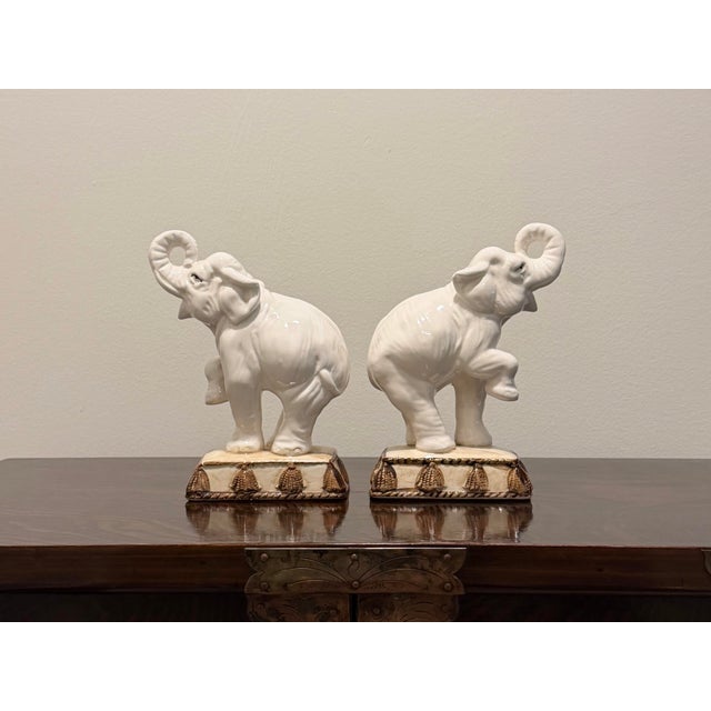 Hollywood Regency Vintage Fitz & Floyd Ceramic Elephant Bookends / Figurines - A Pair For Sale - Image 3 of 10