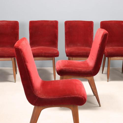 Vintage Chairs in Velvet and Wood, Italy, 1960s, Set of 6 For Sale - Image 4 of 10