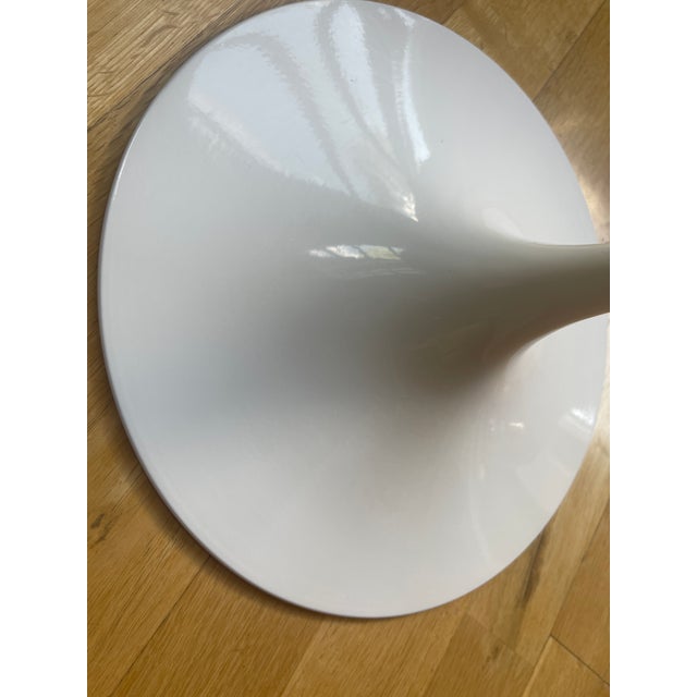 Saarinen Side Table, Round For Sale - Image 12 of 18