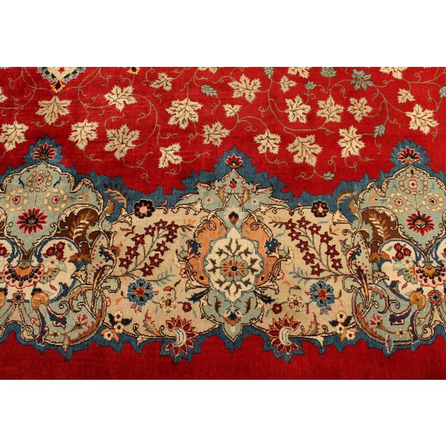 Red Middle Eastern Rug in Wool For Sale - Image 8 of 11