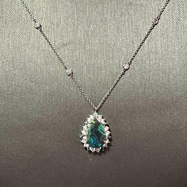 Silver Natural Opal Diamond Pendant W/ Gold Chain 3.25 TCW GIA Certified For Sale - Image 8 of 12