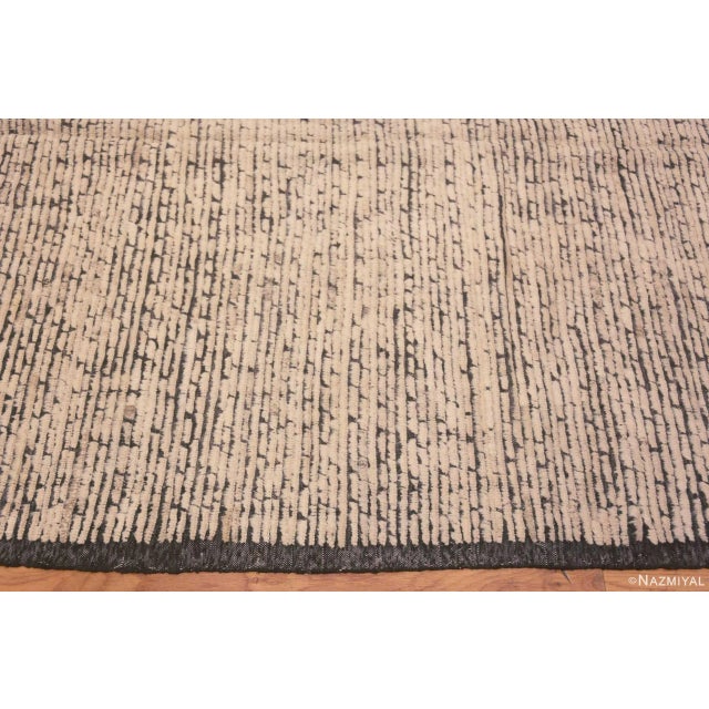 Nazmiyal Collection Speckled Modern Area Rug For Sale In New York - Image 6 of 7