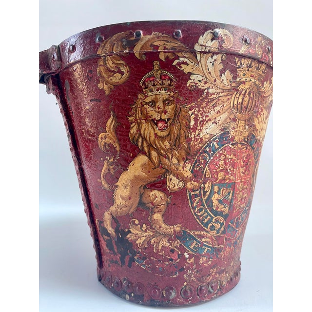 19th-Century English Antique Georgian Red Leather Hand-Decorated Armorial Shield Fire Bucket For Sale In Boston - Image 6 of 9