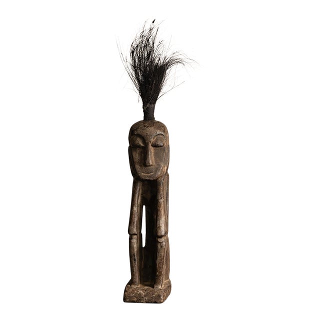 Late 20th Century Primitive Modern Sculptural Figure With Fiber Hair, African Inspired Carved Form, Brutalist Organic Decor For Sale
