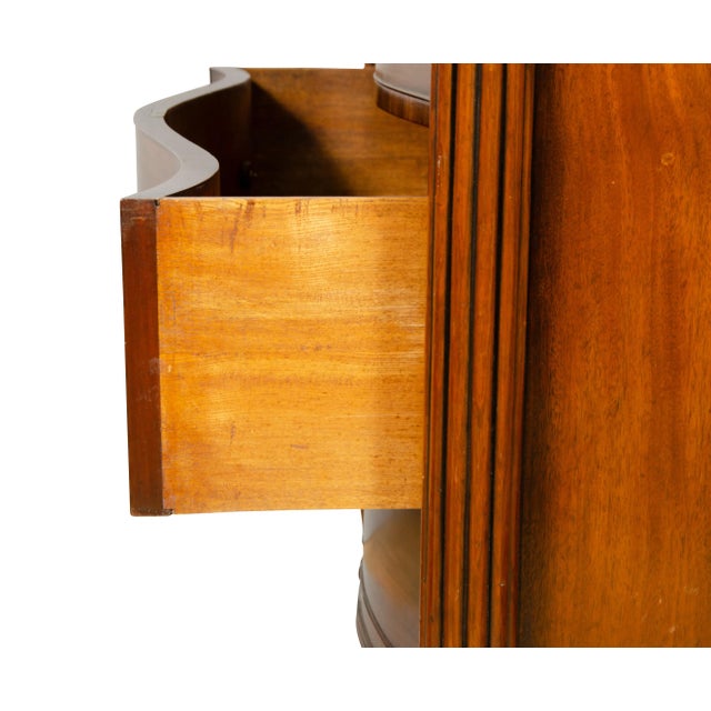 Regency Mahogany Serpentine Chest of Drawers For Sale - Image 11 of 13