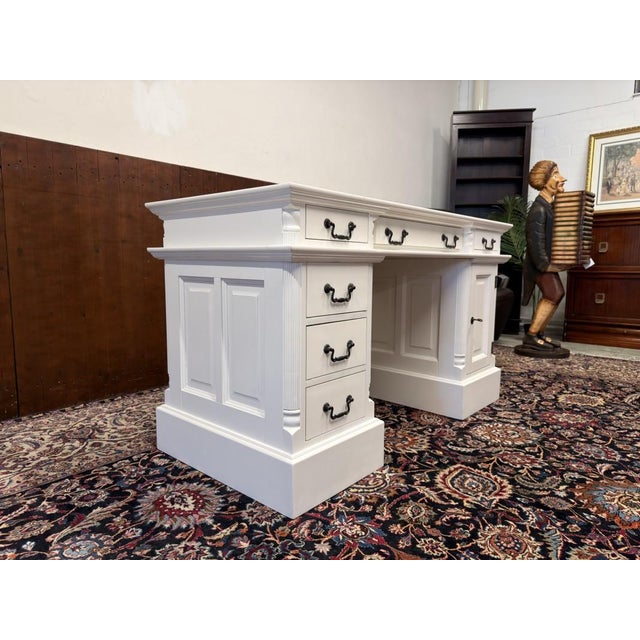 English Chesterfield Desk in White For Sale - Image 5 of 18