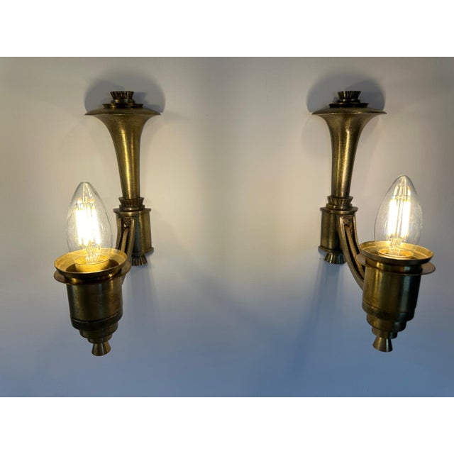 Neoclassical 1940s English Bronze Sconces - a Pair For Sale - Image 3 of 12