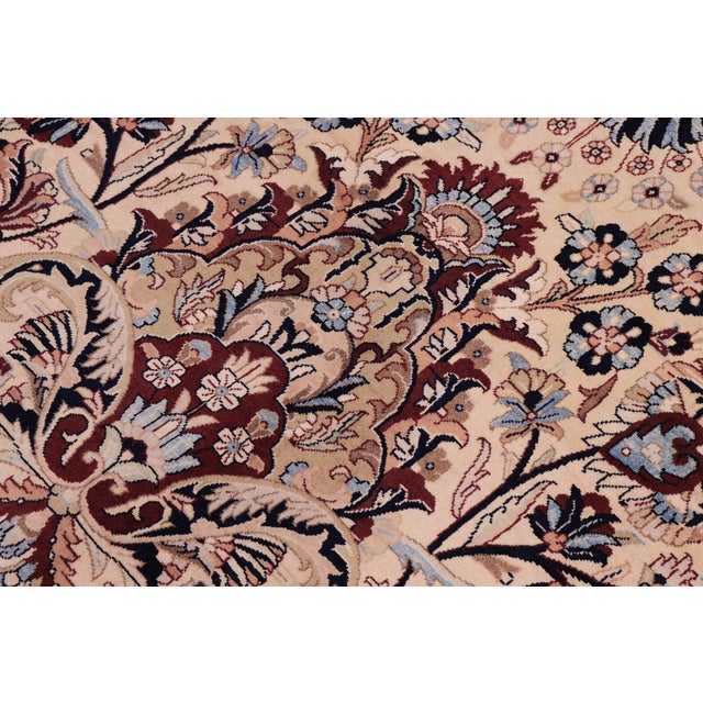 Shabby Chic 1990's Medallion Pak-Persian Ivory/Red Wool Rug - 10'3'' X 13'8'' For Sale In New York - Image 6 of 9