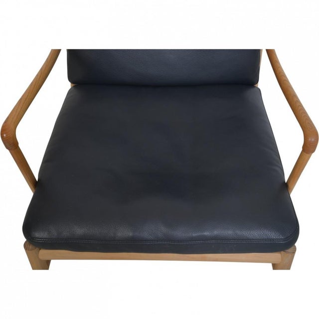 Vintage Colonial Chair in Ash and Black Leather by Ole Wanscher, 2000s For Sale - Image 4 of 14