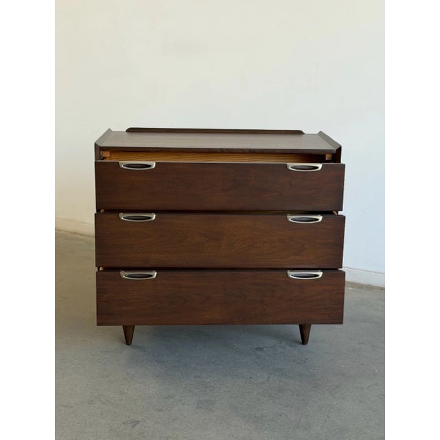1950s Broyhill 3 Drawer Chest For Sale In Los Angeles - Image 6 of 17