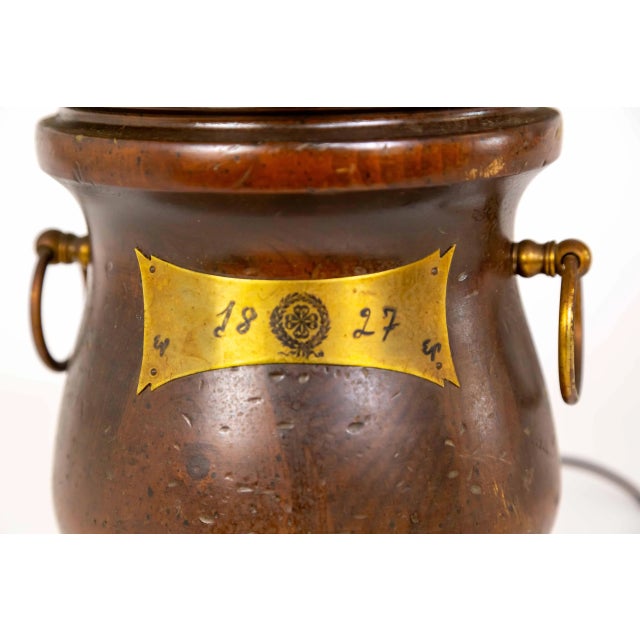 1970s Colonial Turned Wood Basin Lamp With Brass Cap For Sale - Image 10 of 10