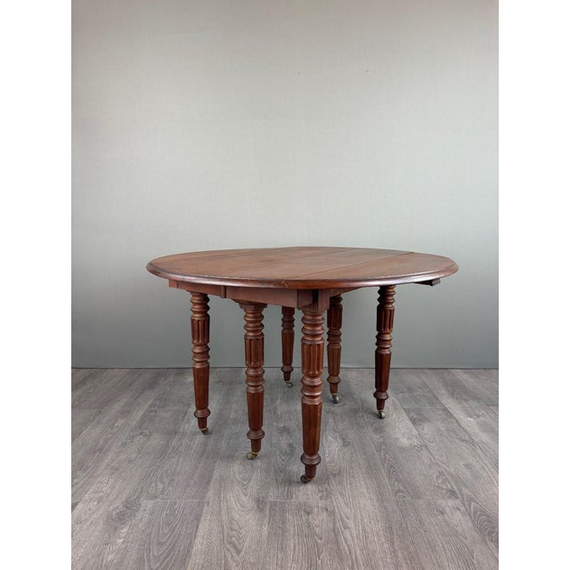 19th Century Drop-Leaf Table in Wood For Sale - Image 3 of 7