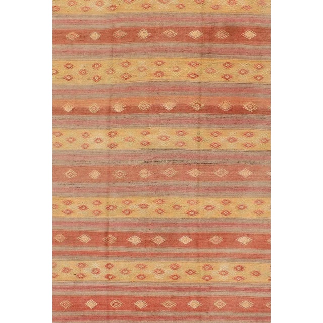 Tribal Keivan Woven Arts, En-140546, Vintage Mid-Century Turkish Kilim Rug - 5′7″ × 8′8″ For Sale - Image 3 of 11
