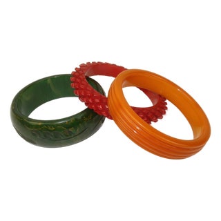 Bakelite Style 1940's Carved Bangle Bracelets, Set of 3 For Sale