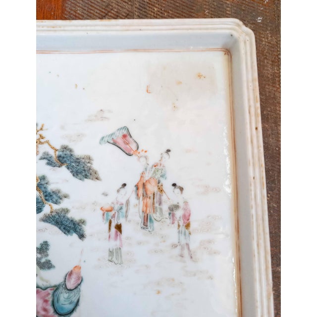 19th Century Chinese Porcelain Tray in Famille Rose Palette, Probably Daoguang Period For Sale In New York - Image 6 of 18